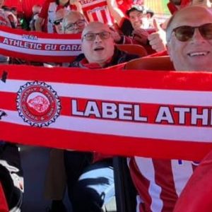 Bufanda del Athetic con el logo de la peña